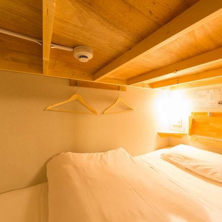 Hostel Namba Takumi Osaka Zewnętrze zdjęcie