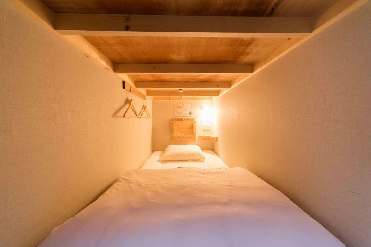 Hostel Namba Takumi Osaka Zewnętrze zdjęcie